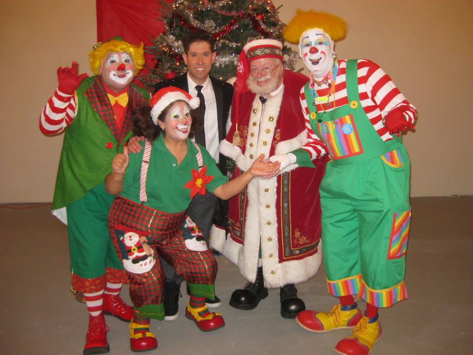 Sir Toony at the Holiday Circus with Pelukyta, Wiggy, Brad Ross, and Santa